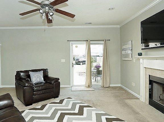 4th image of 160 Hays Blvd