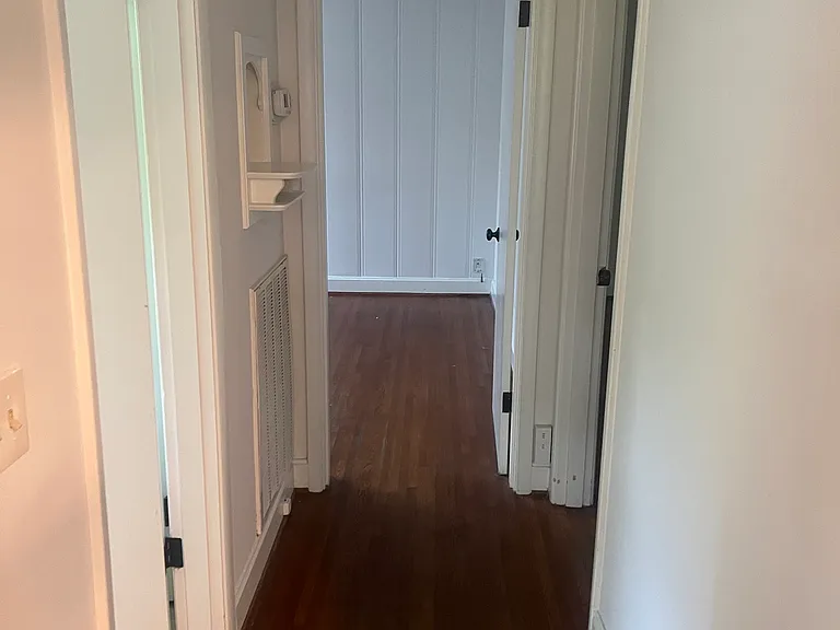 Belvidere Dr — Photo 16