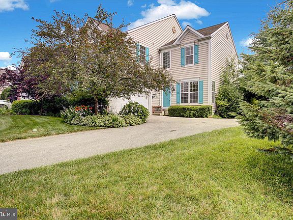 2nd image of 141 Bolero Dr