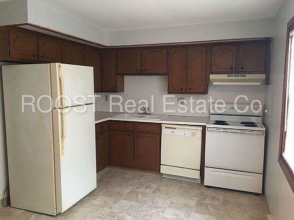 2nd image of 129 Berwick Dr APT B