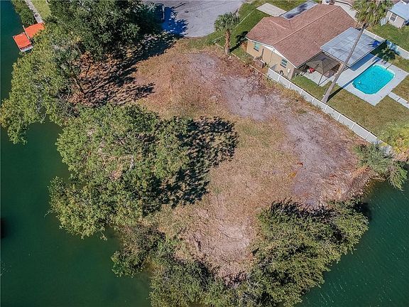 4th image of 13500 Britton Dr