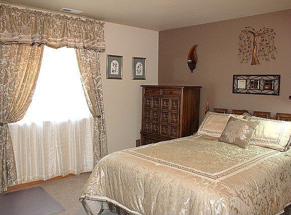 4th image of 1458 Larkspur Dr