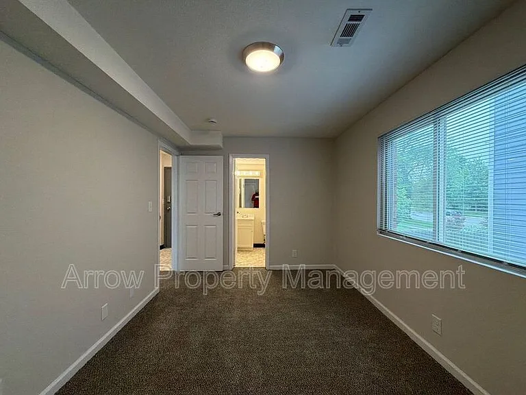 1111 E St #7 — Photo 6
