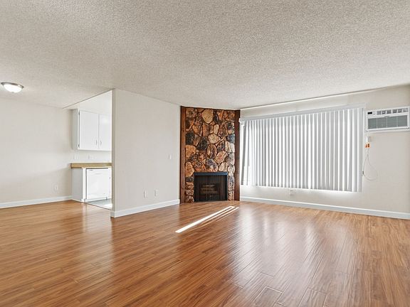 4th image of 3415 McLaughlin Ave APT 107