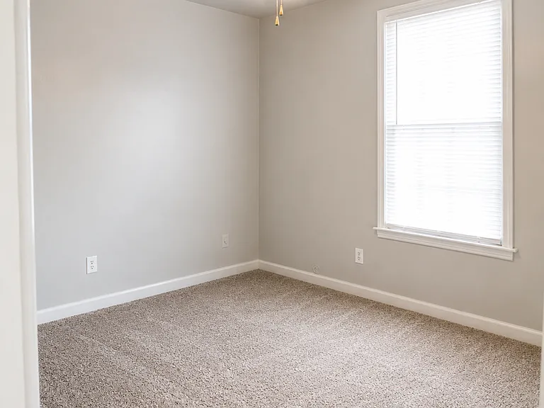 1150 S Water Ave — Photo 11