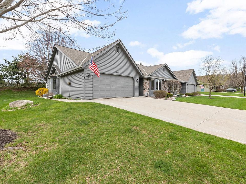 1st image of 1402 Hidden Fields DRIVE