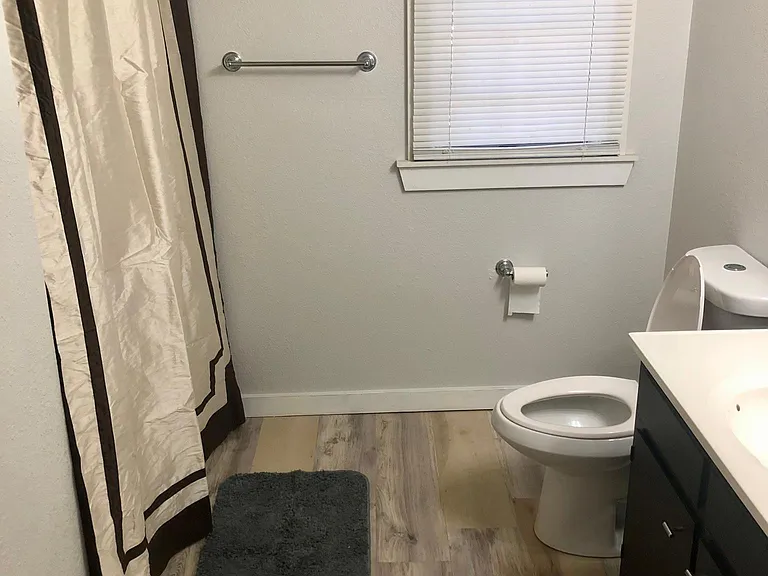 624 Cleveland Rd — Photo 8