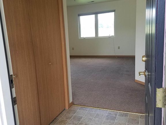3rd image of 1408 W 11th Ave