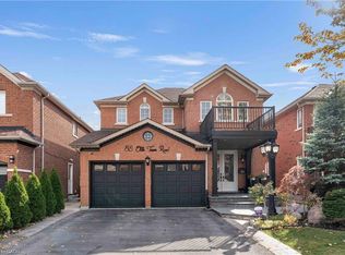 88 Olde Town Rd, Brampton, ON L6X4X9