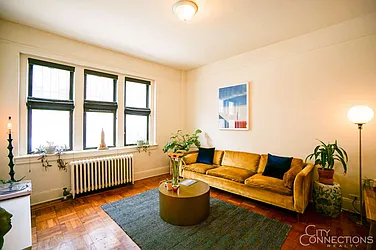 Rented by City Connections Realty