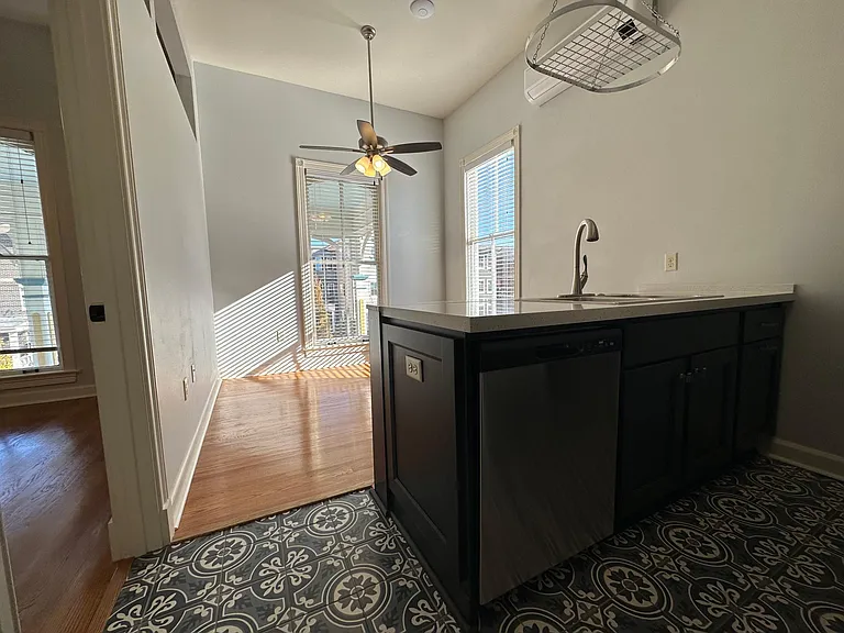 904 Scott St #5 — Photo 14