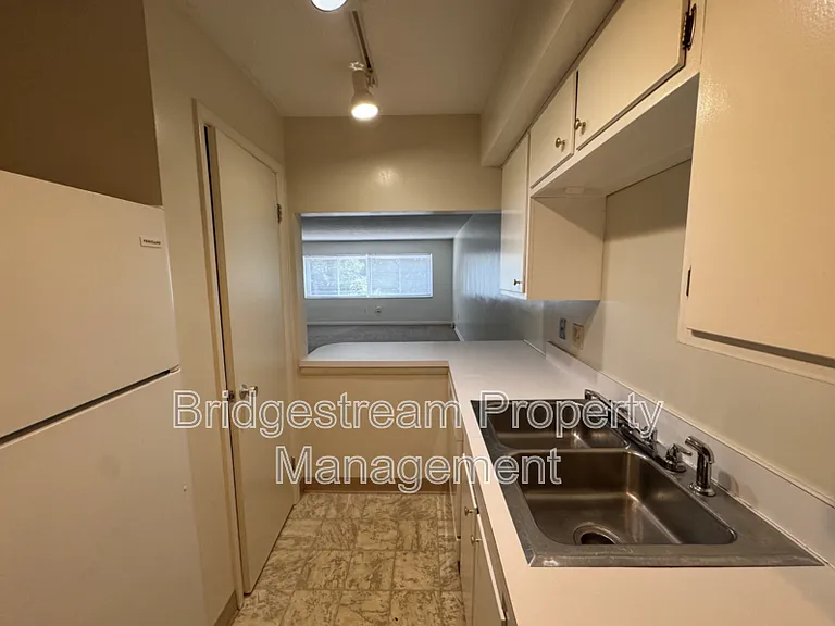 519-2C Heather Dr — Photo 8