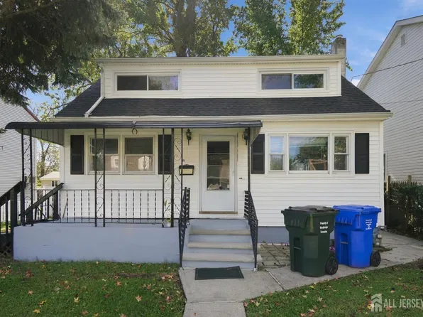 111 Goodrich St, Iselin, NJ 08830