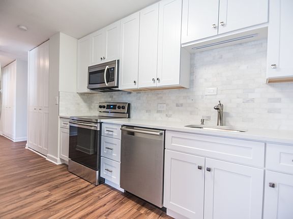 2nd image of 4250 N Marine Dr APT 624