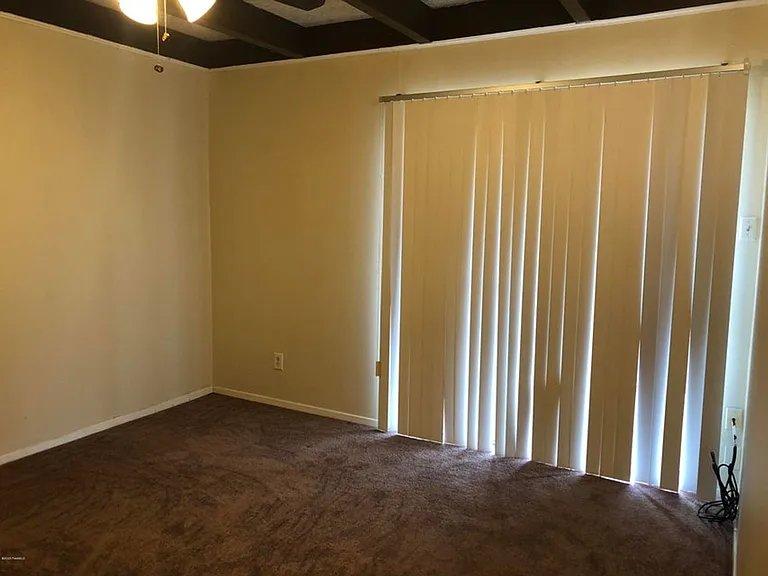 1008 S College Rd #212 — Photo 4