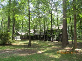 112 Hunters Ct, Crossett, AR 71635