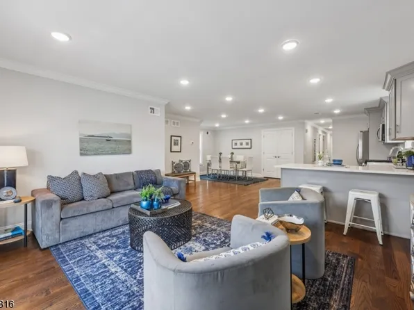 139 N 15th St #2, East Orange, NJ 07017