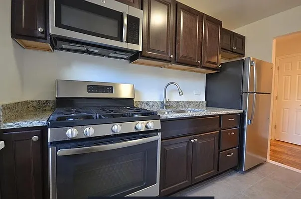 Rented by Trusted Property Advisors Corp | media 4