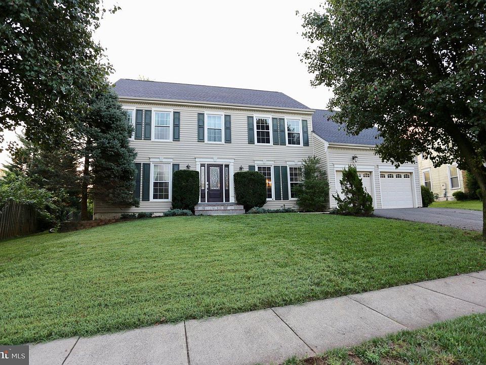 1st image of 4307 Galesbury Ln