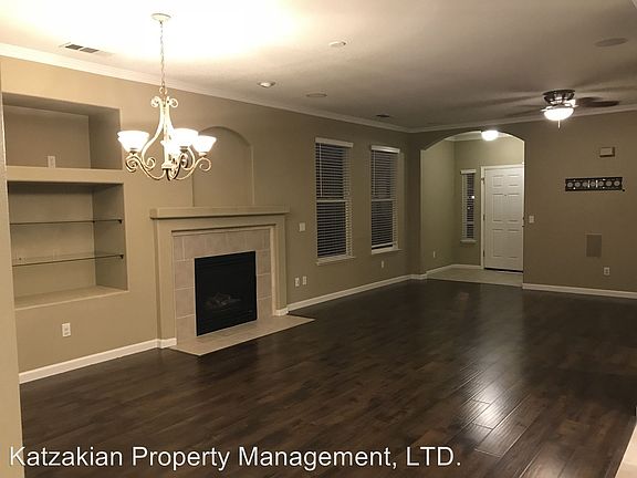 3rd image of 1928 Millbrook Dr