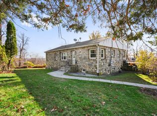 63 Crosby Rd, North Salem, NY 10560