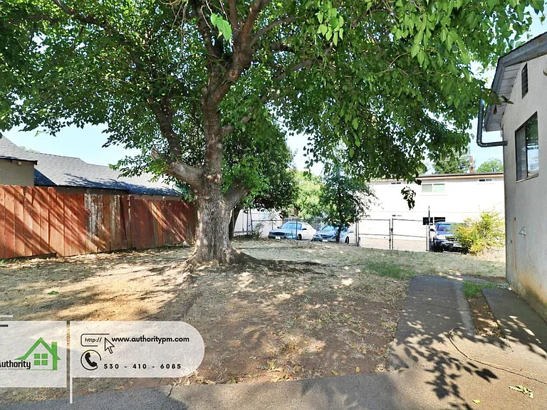 1830 Rosaline Ave — Photo 20