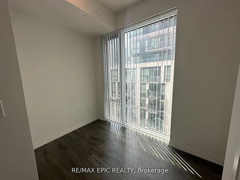 8 Widmer St #1703 — Photo 12