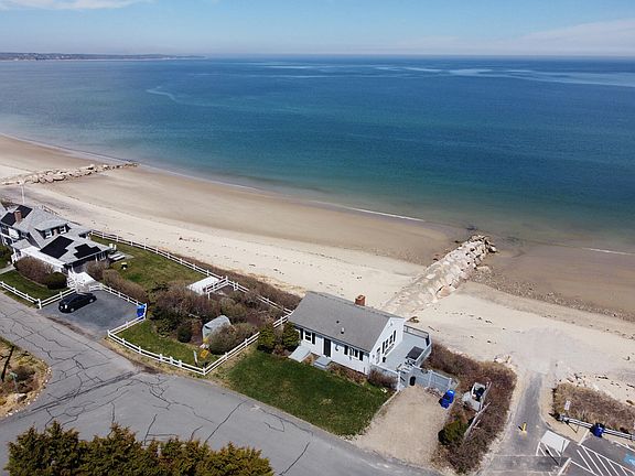 4th image of 58 Sagamore Road