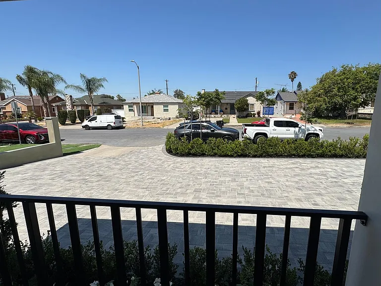 7740 Bonner Ave — Photo 6