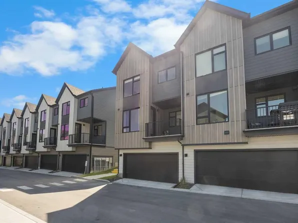 85 SE Sage Hill Hts NW #313, Calgary, AB T3R 2E5