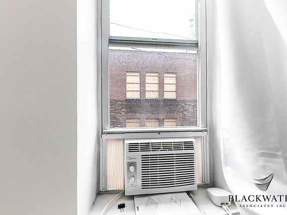 5th image of 346 E 65th St APT 5C