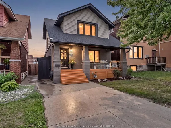 1362 Elsmere Ave, Windsor, ON N8X 4G8