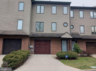 8816 Ridge Ave APT 2, Philadelphia, PA 19128