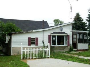 620 N Pennsylvania St, Shirley, IN 47384