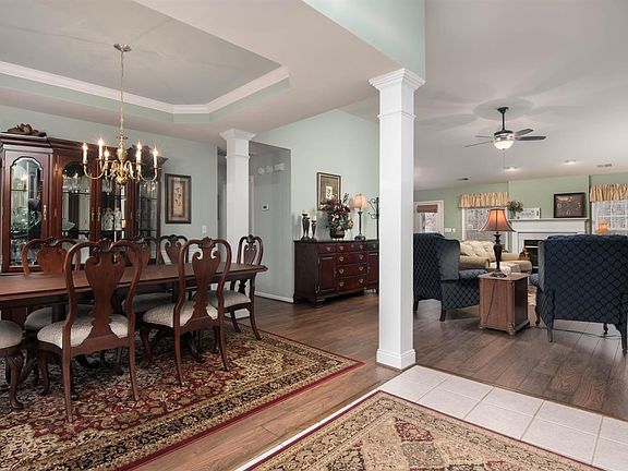 4th image of 2333 Dogwood Trace Blvd