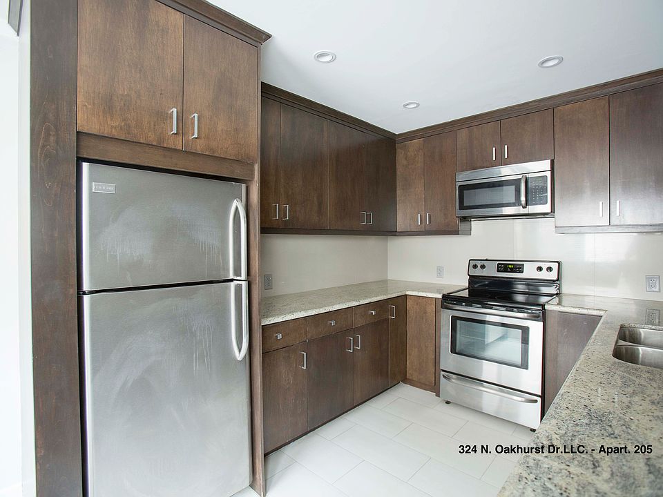 Apartment 205 - Kitchen