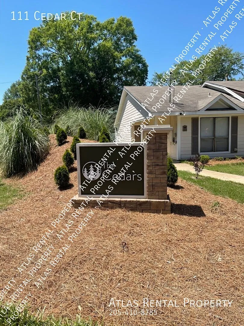 New Listing! 111 Cedar Ct Wetumpka, AL 36092 — Photo 2