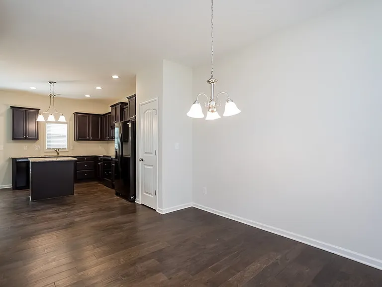 377 Crawford Pkwy — Photo 3