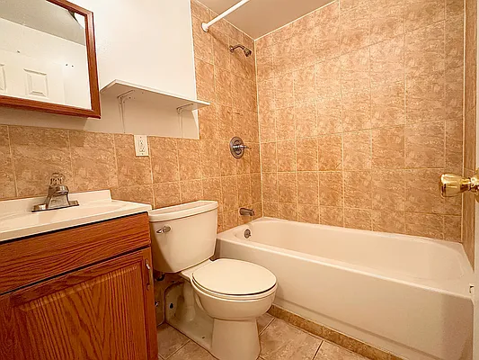 Rented by Compass | media 7