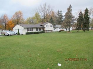 7126 Hessen Cassel Rd, Fort Wayne, IN 46816