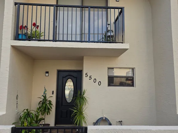 5500 W 26th Ct #306, Hialeah, FL 33016