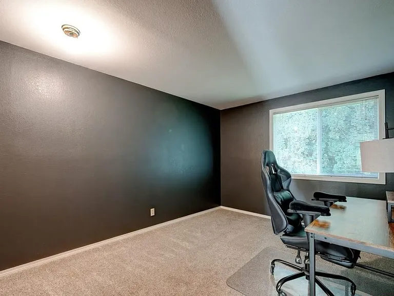 463 Suncrest Ave NW — Photo 30