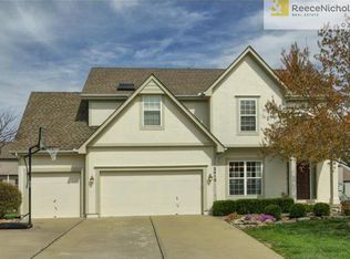 2410 SW 11th Ter, Lees Summit, MO 64081