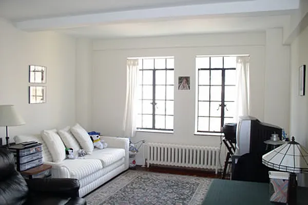 Rented by Steven Corcoran Real Estate | media 7