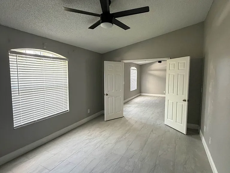 1743 Laramie Cir — Photo 22