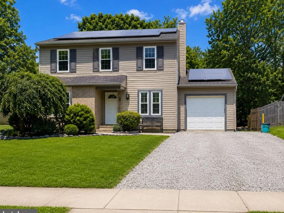 1st image of 317 Balsam Rd