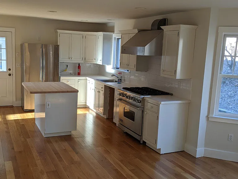 5 Jackie Ln — Photo 2