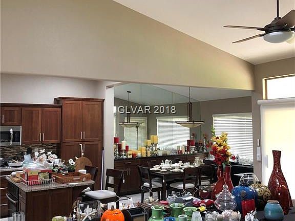 4th image of 10121 Hunter Springs Dr