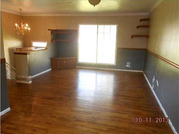 2nd image of 6431 Lakeshore Dr