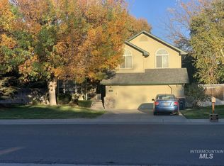 1048 Warm Springs Pl, Twin Falls, ID 83301